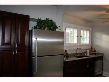 Main picture of 33 Wetmore Rd