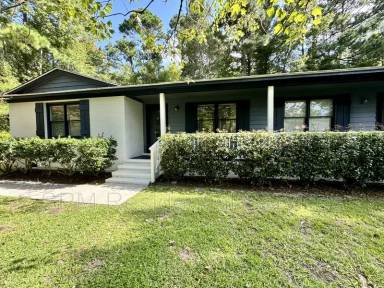Main picture of 4825 Long Branch Dr