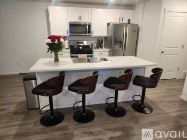 Main picture of 1824 N Patchwork Ave