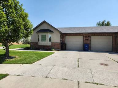 Main picture of 3580 Red Cliff Blvd