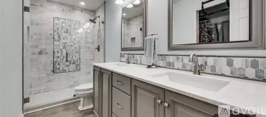 Main picture of 903 Village Green Dr
