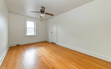 Main picture of 2147 Ardmore Blvd