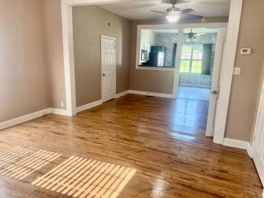 Main picture of 704 McCaslin Ave