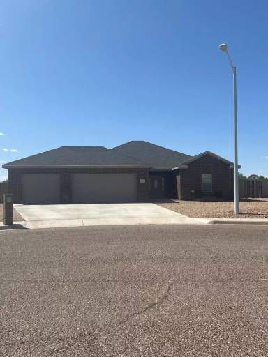Main picture of 324 Almond Tree Ln