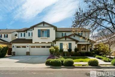 Main picture of 1081 Clear Lake Dr