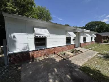 Main picture of 4039 Lindsey Dr