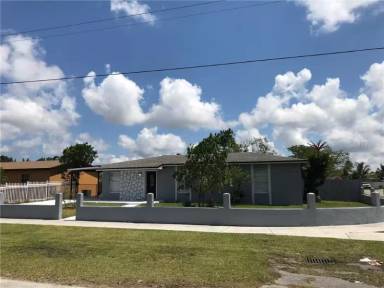 Main picture of 15760 SW 304th St