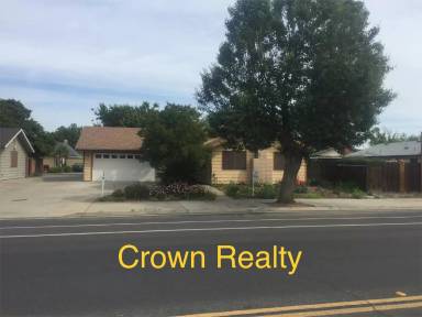 Main picture of 1856 E Cross Ave