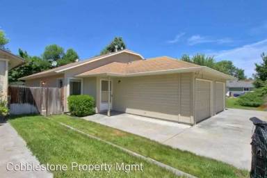 Main picture of 2817 S Shoshone St