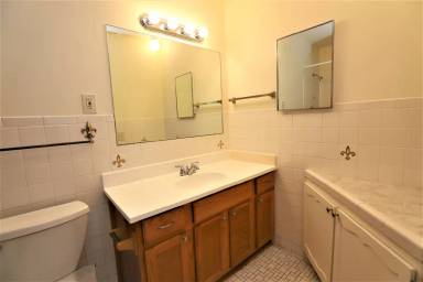 Main picture of 4000 Hazelton Rd