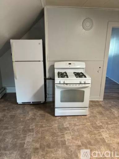 Main picture of 25 Allen St