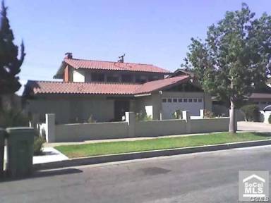 Main picture of 1420 E 21st St