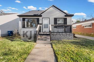 Main picture of 15518 Leona Dr