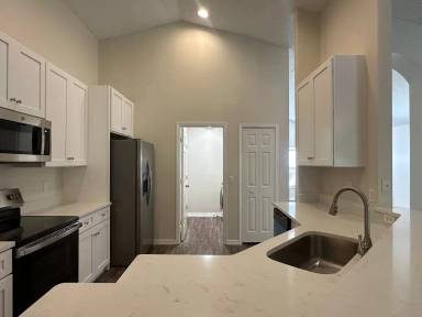Main picture of 2576 Brookstone Dr