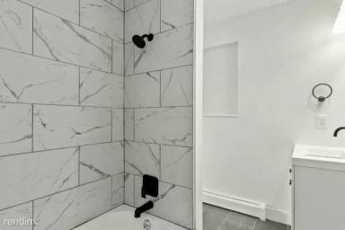 Main picture of Midtown Plaza Apartments