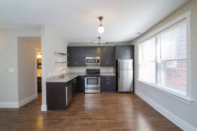 Main picture of 3116 Lackland Ave