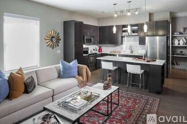 Main picture of 4640 McKinney Ave
