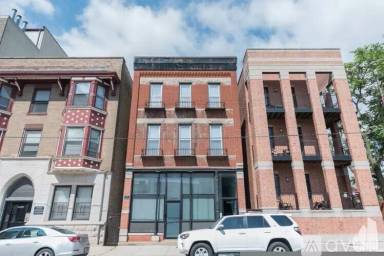 Main picture of 2454 N Southport Ave