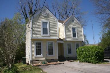 Main picture of 1018 Rachels Square Dr