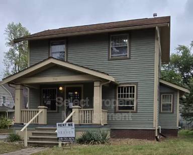 Main picture of 3501 Webster St