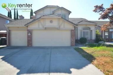 Main picture of 9033 Chantal Way