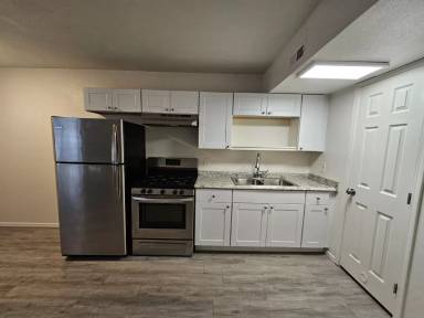Main picture of 811 E Siesta Dr