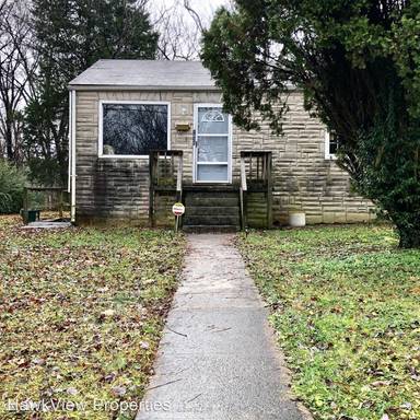 Main picture of 1636 NE Ashley School Cir