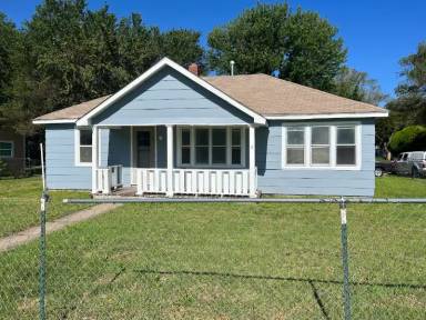 Main picture of 2271 N Minnesota Ave