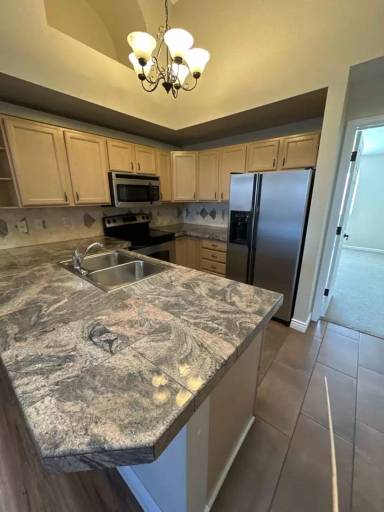Main picture of 2800 W Centennial Dr