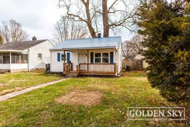 Main picture of 2312 S Pershing Dr