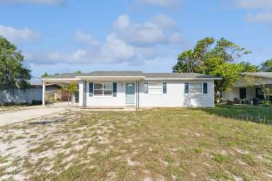 Main picture of 607 Clayton Cir