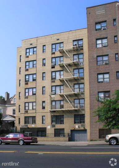 Main picture of 278 Bedford Park Blvd
