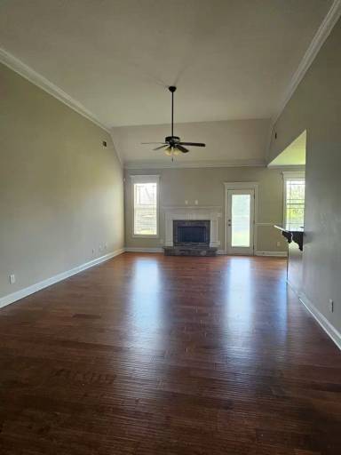 Main picture of 904 Rainbow Springs Rd