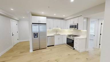 Main picture of 9 Everett St