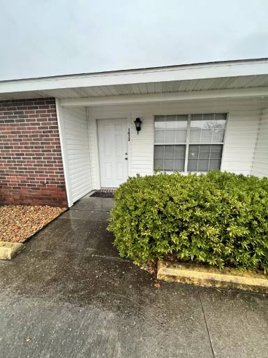 Main picture of 1610 Saint John Bosco St