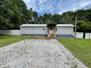 Main picture of 42 Pine Ln