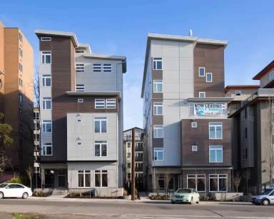 Main picture of 4520 7th Ave NE