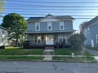 Main picture of 119 W Poplar St