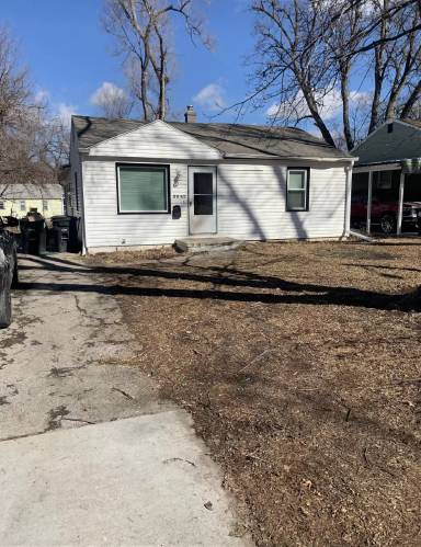 Main picture of 5806 Sahler St