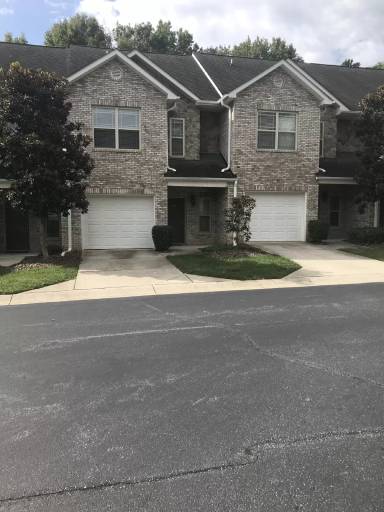 Main picture of 41 Four Farms Cir