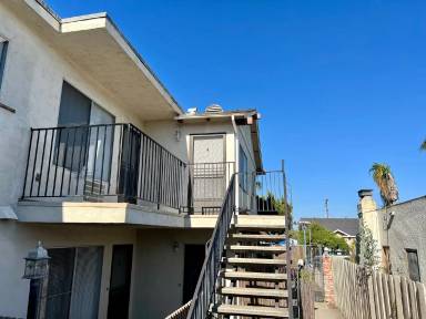 Main picture of 4422 42nd St