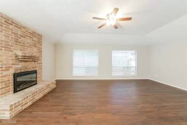 Main picture of 8331 Buckeye Glen Ln