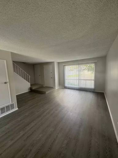 Main picture of 1236 Devonshire Ln