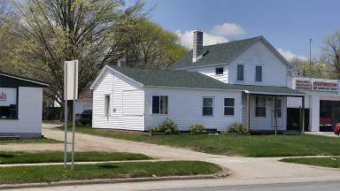 Main picture of 819 N State St