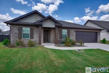 Main picture of 112 Edgestone Dr