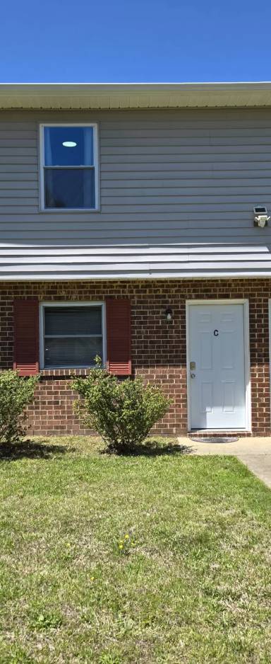 Main picture of 4215 Thames Ave