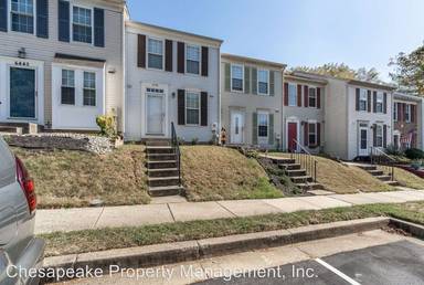 Main picture of 6438 Ducketts Ln
