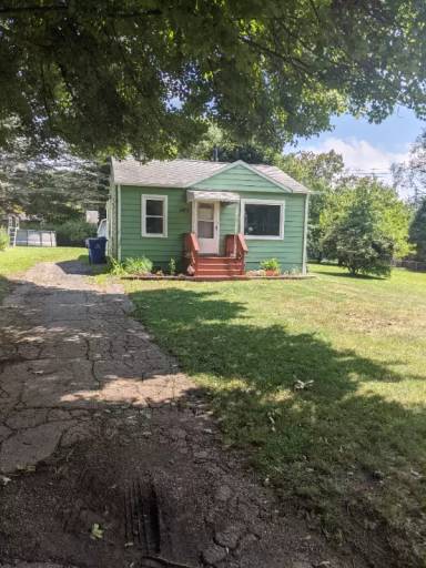 Main picture of 1077 Davey Ave