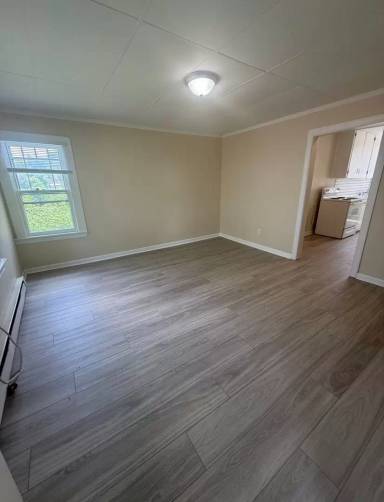 Main picture of 1429 W 4th St