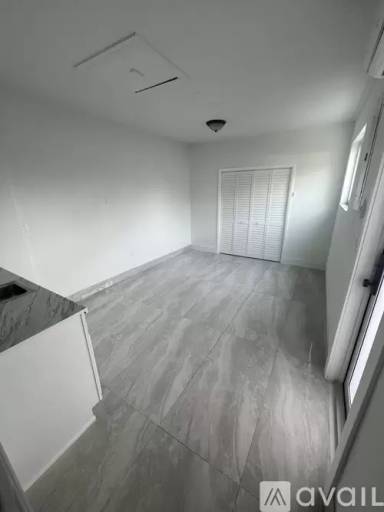 Main picture of 9335 SW 117th Ave